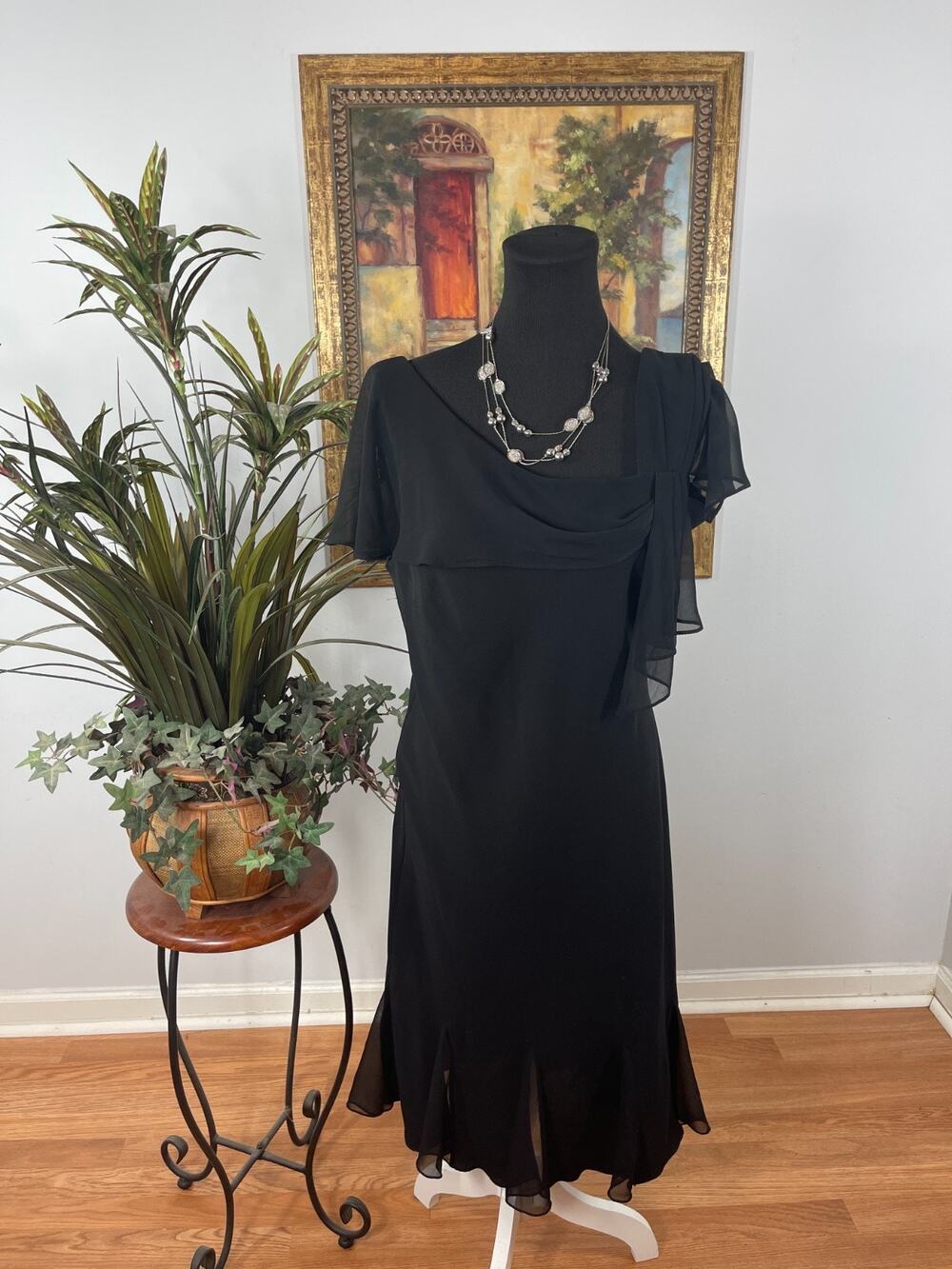 S.L. Fashion Midi Dress Women 14 Black Sheel Ruffle Detail Cocktail Attire Avant